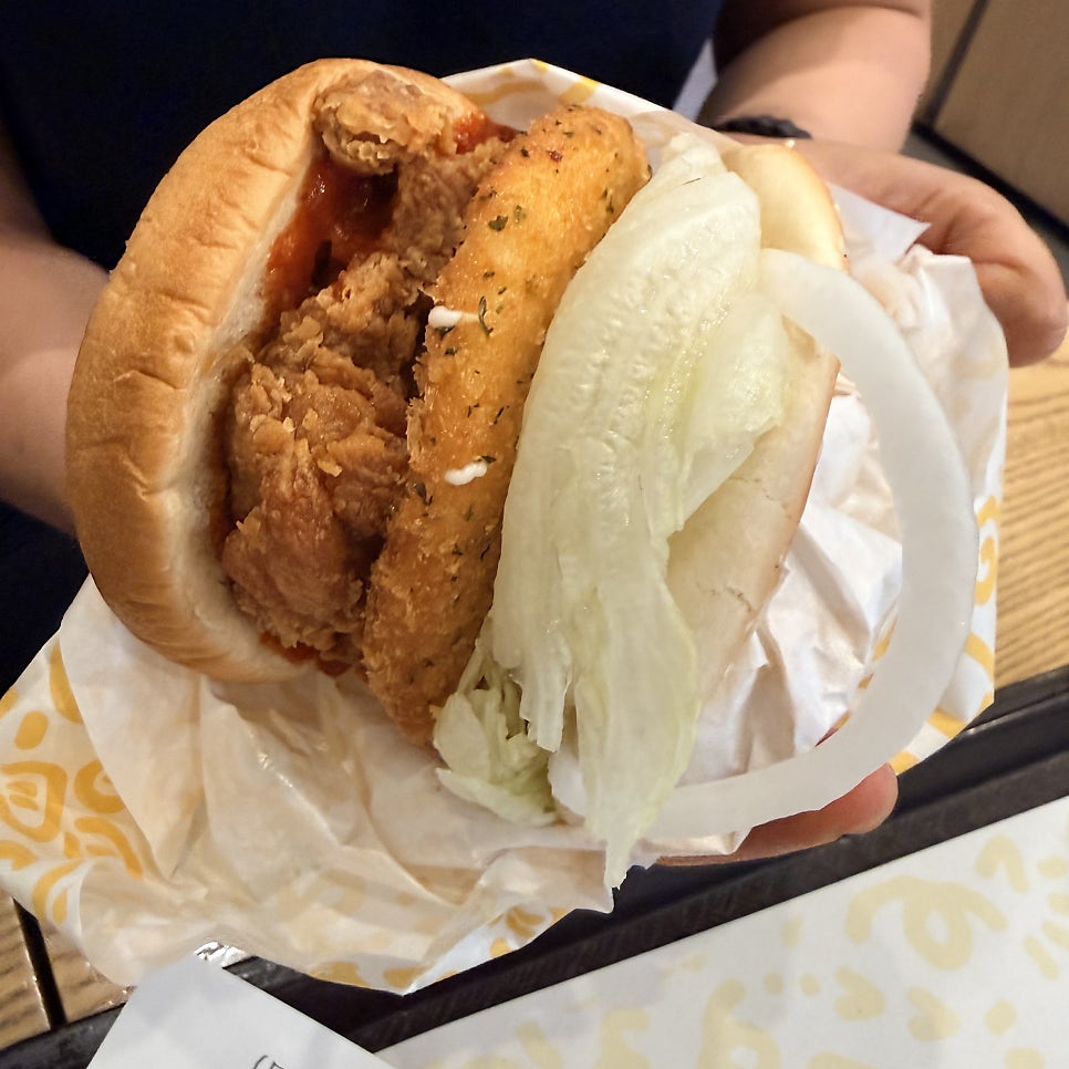 맘스터치 안산초지점 사진 5