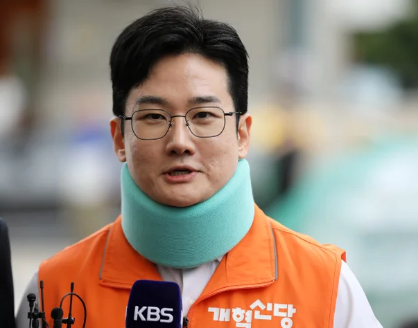 <b>개혁신당</b> 정이한 누구? 피습 자작극 의혹에 과거 이력 재조명