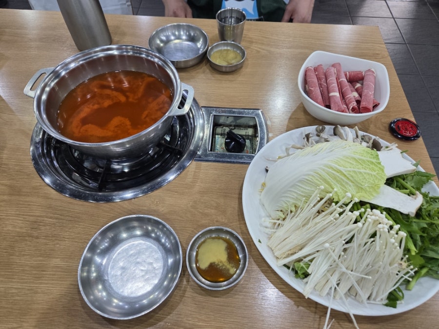 토담샤브샤브칼국수 산본본점 사진 3