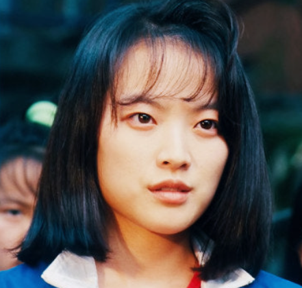 천우희 소속사도 없이 대중교통 타던 무명시절 버티고 1황 여배우 된 반전 비하인드