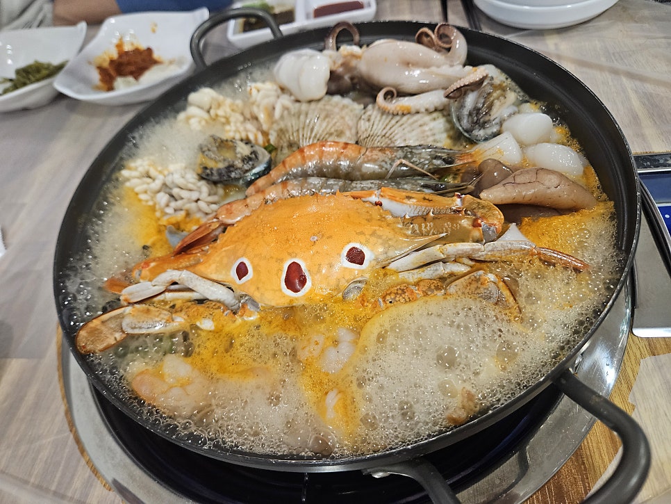 동해바다해물탕해물찜 화명점 사진 4