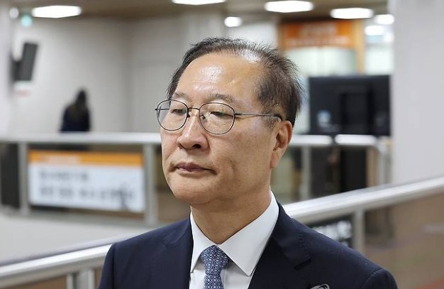 '내란 가담' <b>박성재</b> 1심 <b>징역 25년</b>…구형보다 5년 무거워... 