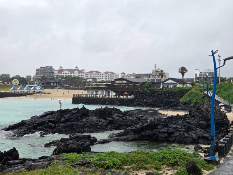 제주 동쪽 함덕오션뷰 예쁜카페 델문도