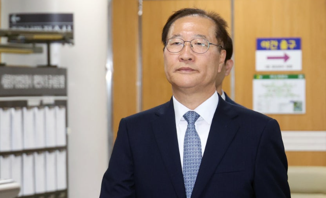 ⚖️ 전 법무부장관 박성재, 1심 징역 25년 선고·법정구속…"헌법 수호 의무를 외면했다"