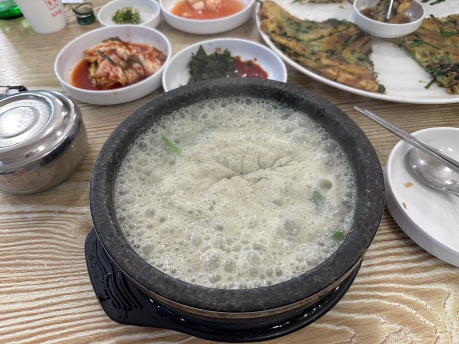 서오릉메카다슬기 본점 사진 5