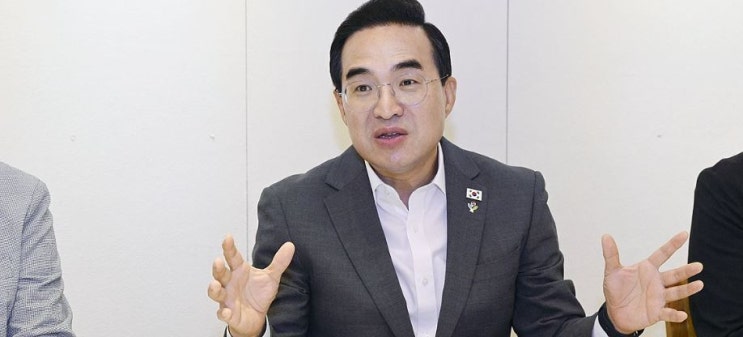 <b>박홍근</b> 기획예산처 <b>장관</b> 복지관 방문 장애인연금 3급까지 대상... 