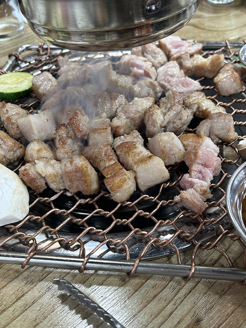 돼지영농후계자 성안점 사진 6