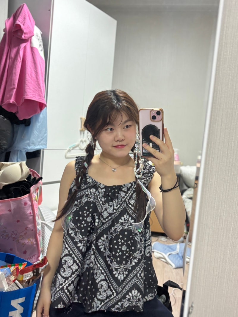 [Dance OOTD] 260612 Summer Paisley Pattern Sleeveless Top and Pigtails (ft. LE SSERAFIM BUMBALA)