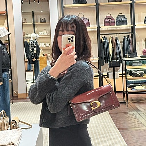코치 태비 숄더백 26 다크뉴트럴 / 2년 실사용 솔직후기