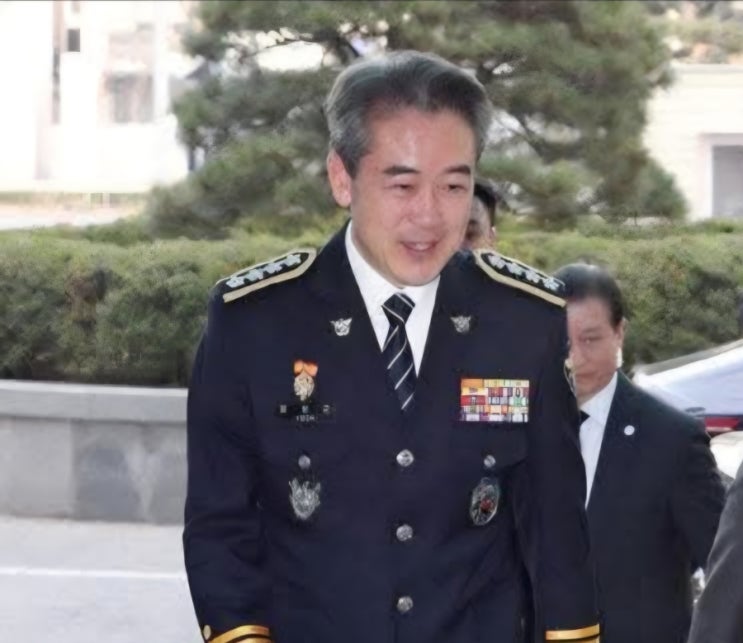 <b>윤희근</b> 전 경찰청장, 종합<b>특검 출석</b> 앞두고 입장문 발표... 