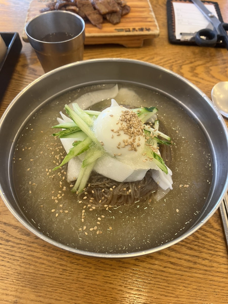 육쌈냉면 청량리점 사진 4