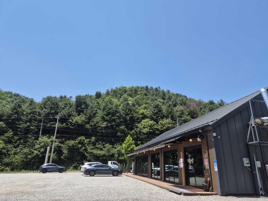 토닭토닭 숯불닭갈비 사진 1