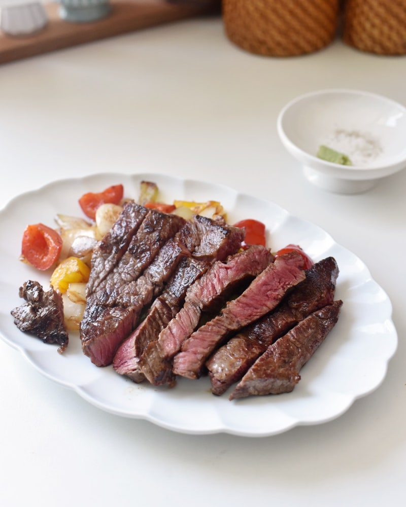 집에서 채끝 스테이크 맛있게 굽기 원팬 레시피