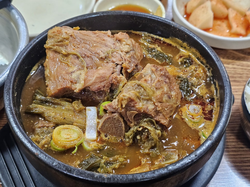 가마솥순대국뼈감자탕 송산점 사진 3