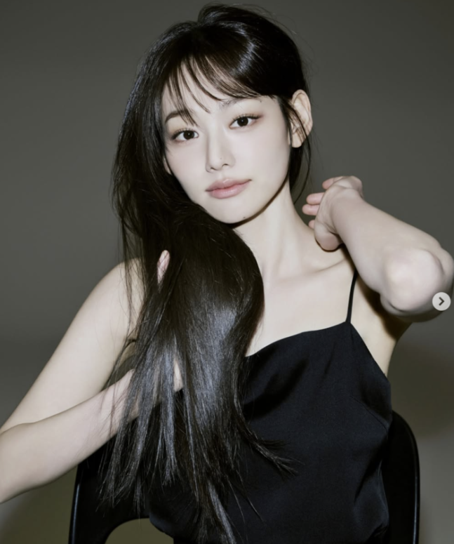 아이오아이 ioi 강미나 프로필 인스타 필모그래피 드라마 내일도 출근 윤노아 역할 배우 구구....
