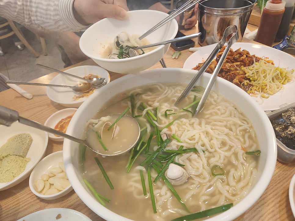 온천칼국수쭈꾸미 관저점 사진 3