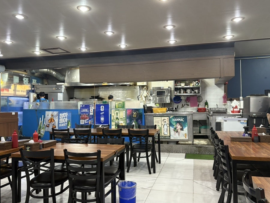 동해바다수산 중동직영점 사진 2