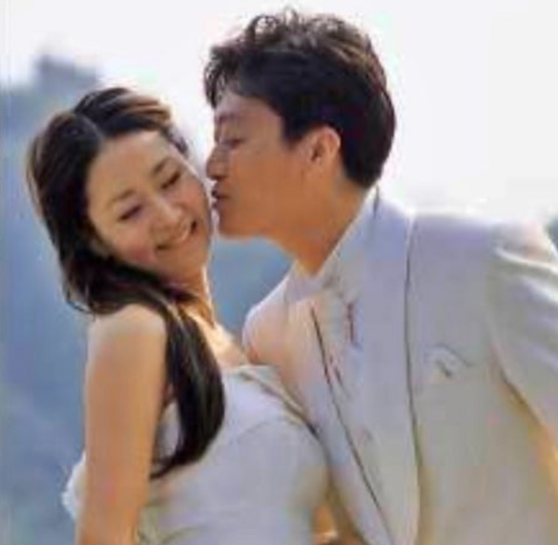 매니저와 사랑에 빠져 결혼했지만… 4년 만에 무너진 여배우 정체