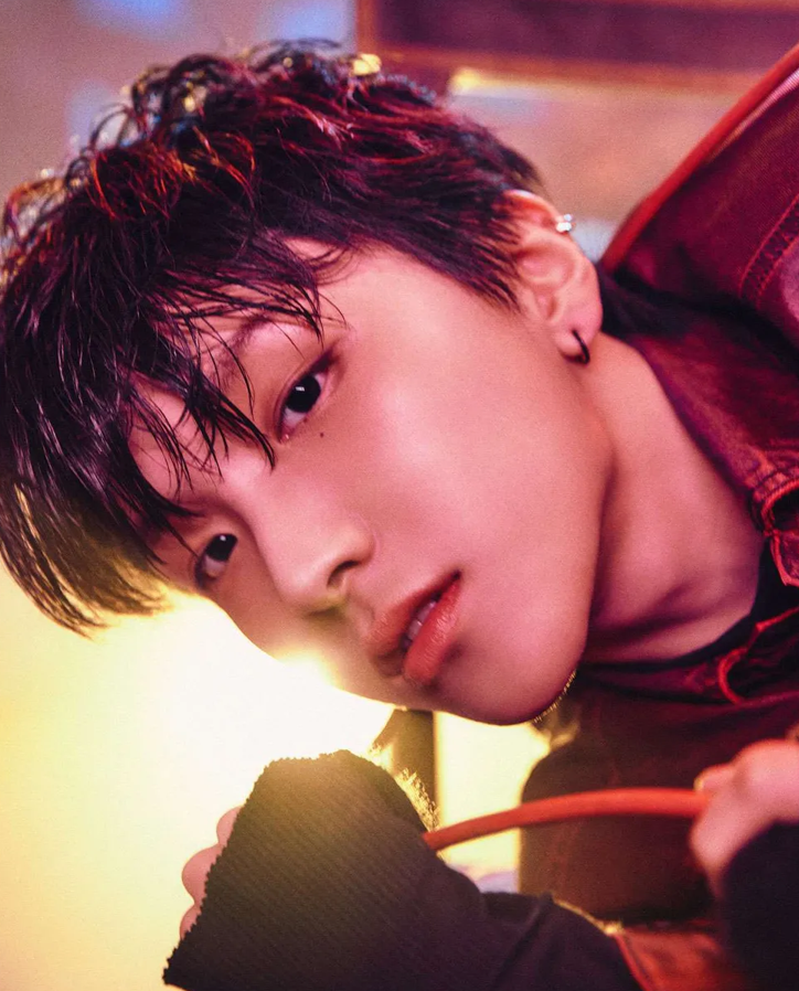 보이넥스트도어(BOYNEXTDOOR) 운학 프로필 완벽 분석! 19세 무대 천재의 3가지 반전 매력은?