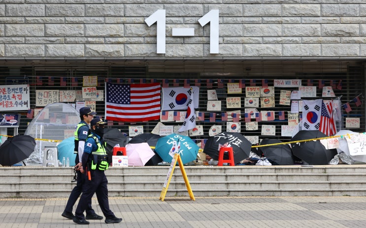 <b>선관위</b> 투표용지 부족 사태 본격 조사…<b>특검</b>·개헌 놓고 <b>여야</b>... 