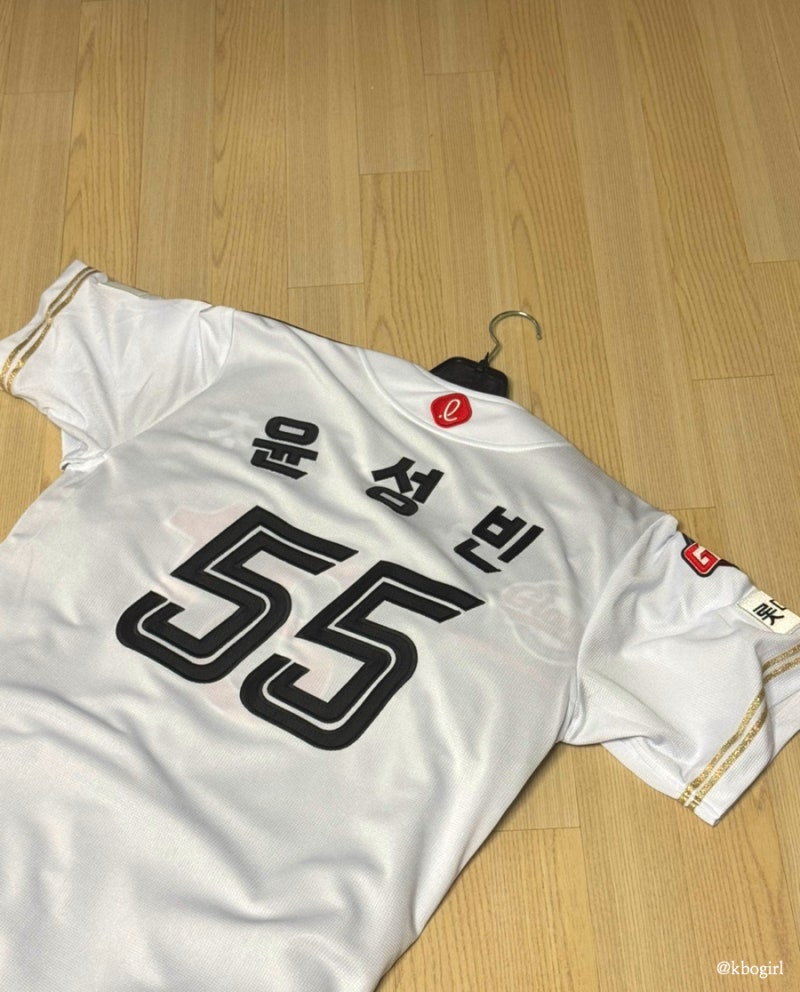 롯데 아픈 손가락 윤성빈 근황 부상 사생활 구속 나이 인스타