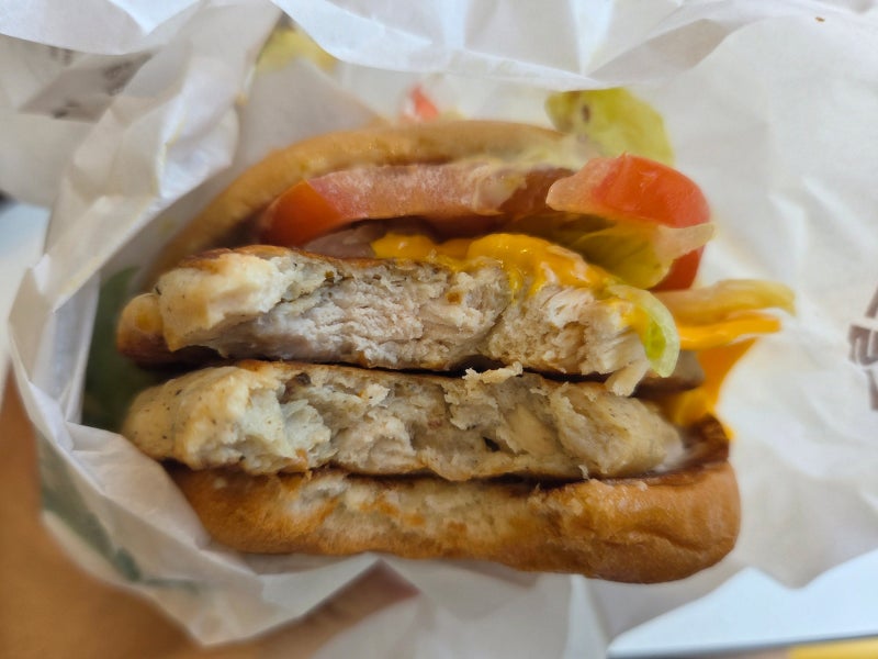맥도날드 맥모닝 더블 그릴드 치킨 모닝 버거 소세지 에그 맥머핀 후기 영양성분표 칼로리 ....