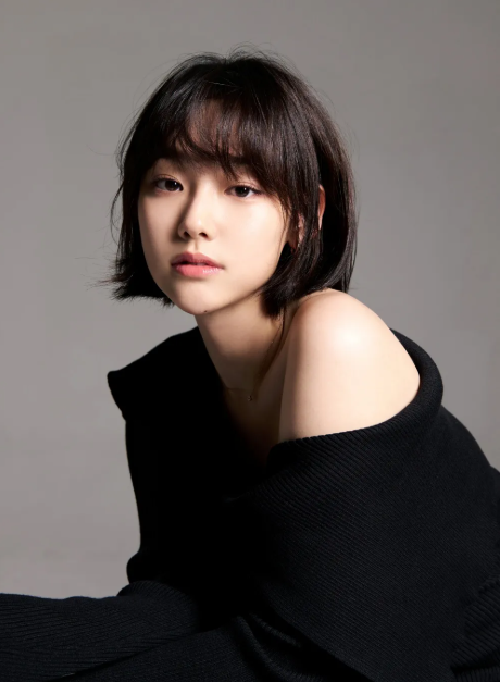 과즙세포에서 연기세포로, 배우 강미나가 그려내는 매일의 성장기