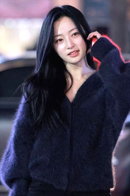 배우 송하윤의 프로필, 학교폭력 의혹의 전말 및 최근근황