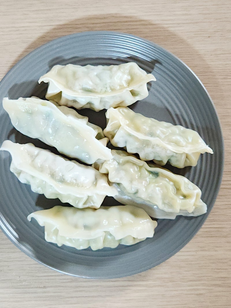 풀무원 생만두 고기배추 냉동만두 전자레인지 찌는 법 조리 시간