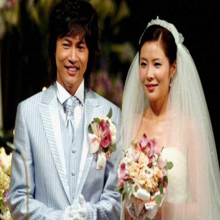 <b>가수</b> <b>김정민</b> 루미코 부부의 45일 만의 초고속 혼인신고... 