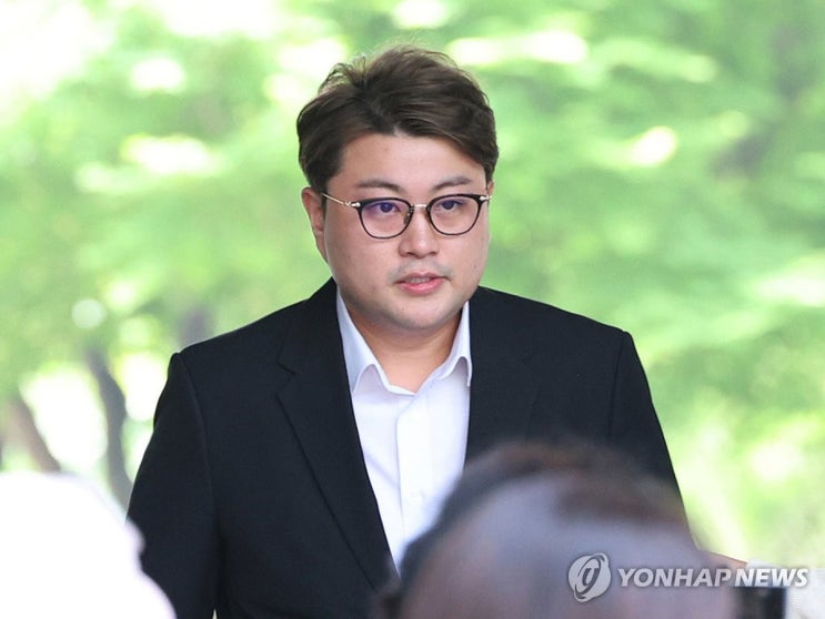 <b>출소</b>, 그런데 왜 여론은 더 차가워졌나 – <b>김호중 가석방</b>... 
