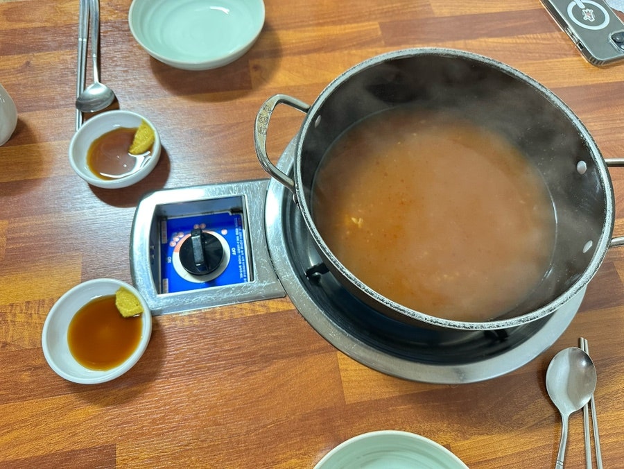 명동샤브샤브칼국수 사진 4