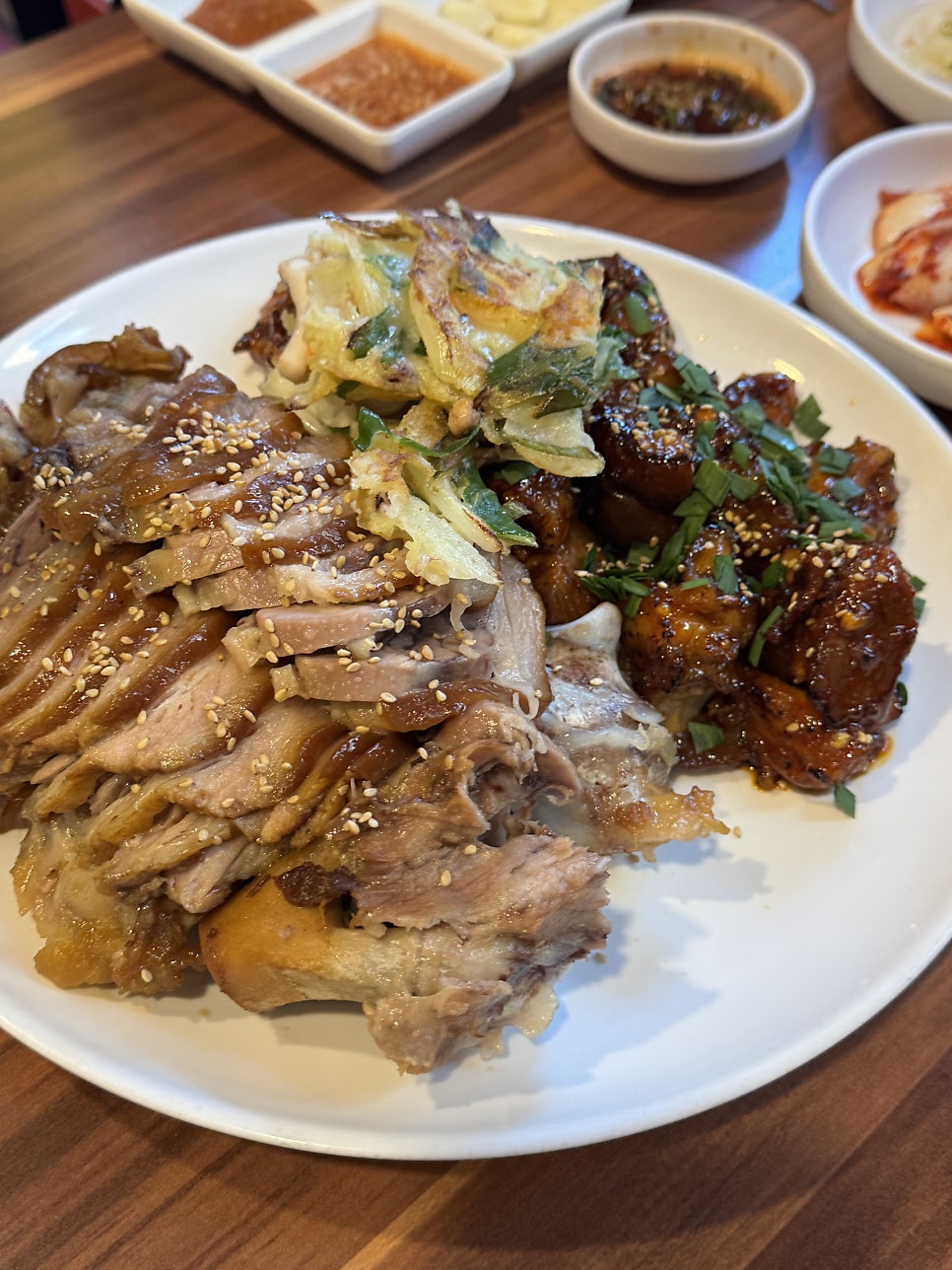 김가네장군왕족발 군자본점 사진 6