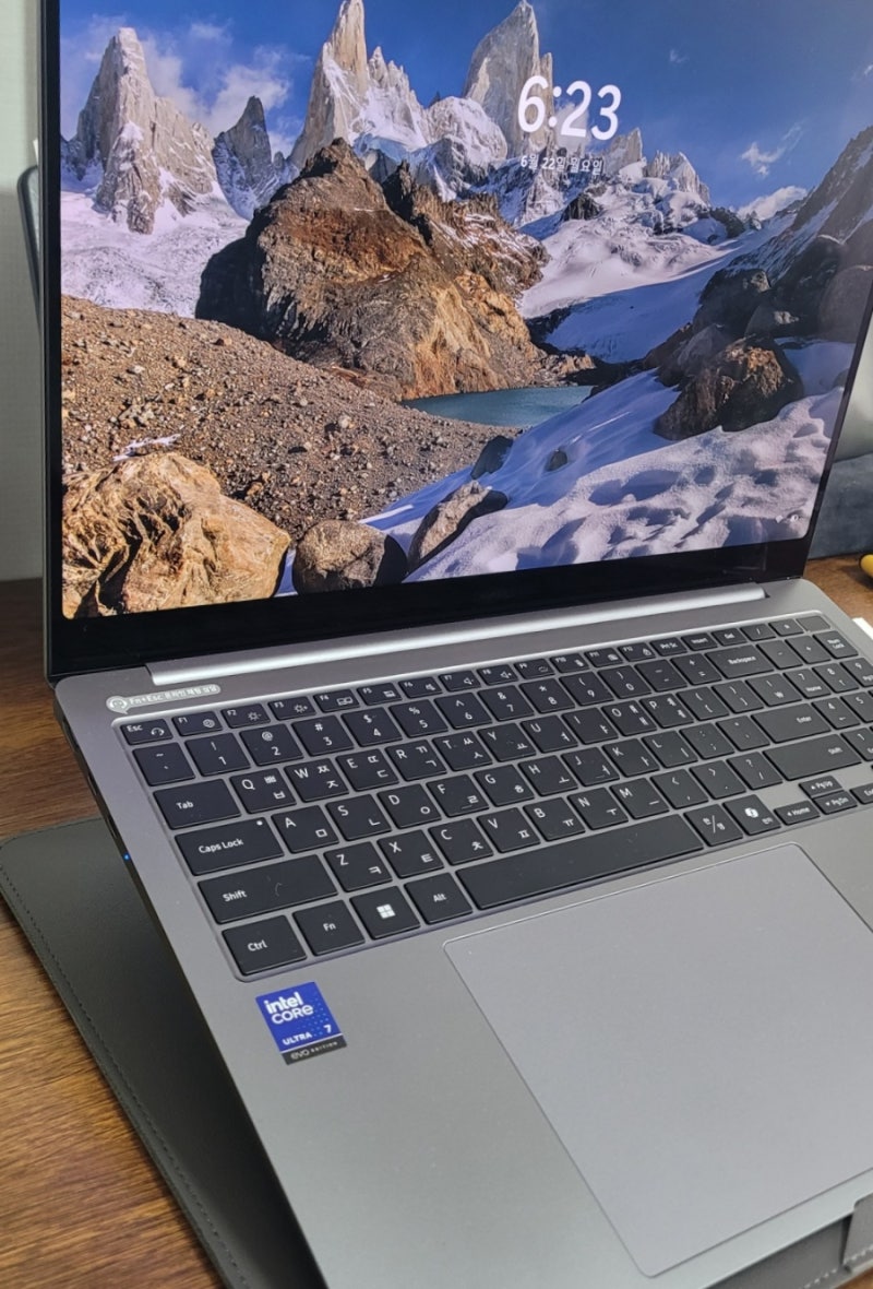 LG그램에서 삼성 겔럭시북으로 갈아탄 이유 | 겔럭시북5 프로 16 사용후기 NT960XHZ-A72A | 노트북 ....