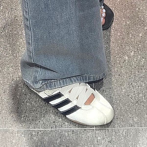 아디다스 도쿄 메리제인 화이트 블랙 후기 사이즈팁