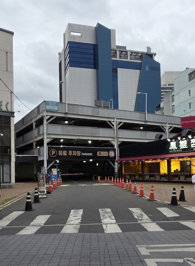 라라코스트 대구반월당점 사진 2