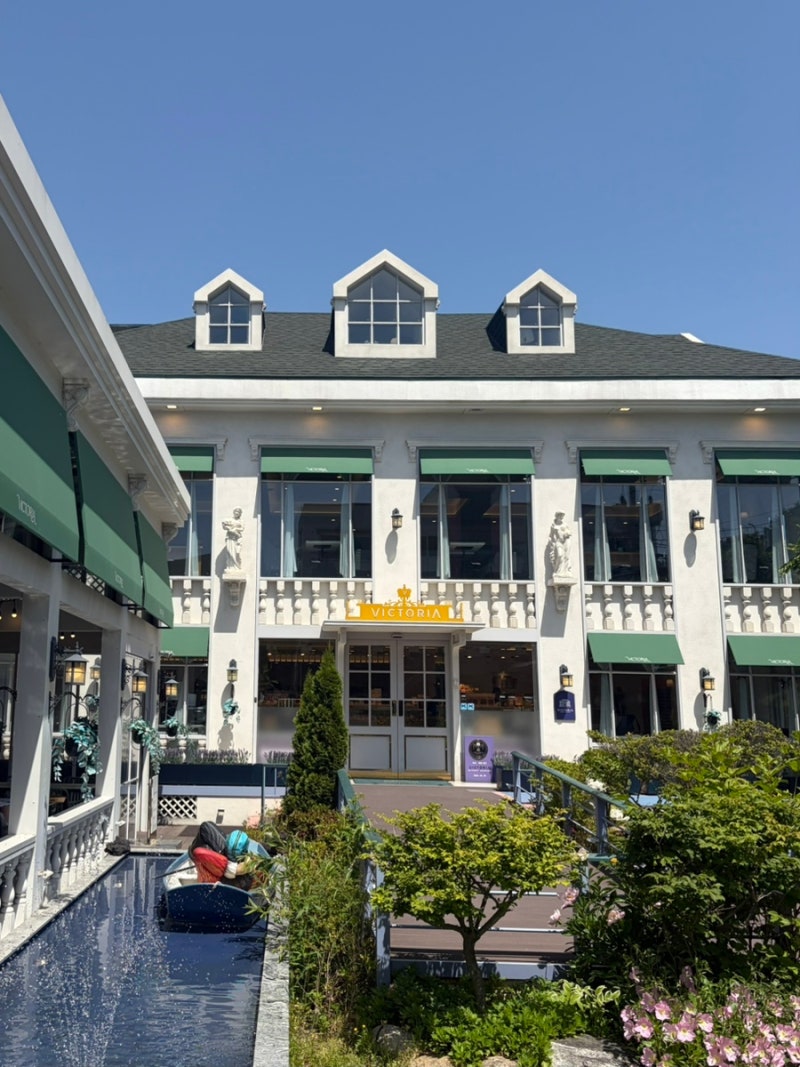 부산 꽃마을 빅토리아 베이커리가든 본점 후기 부산 빵지순례