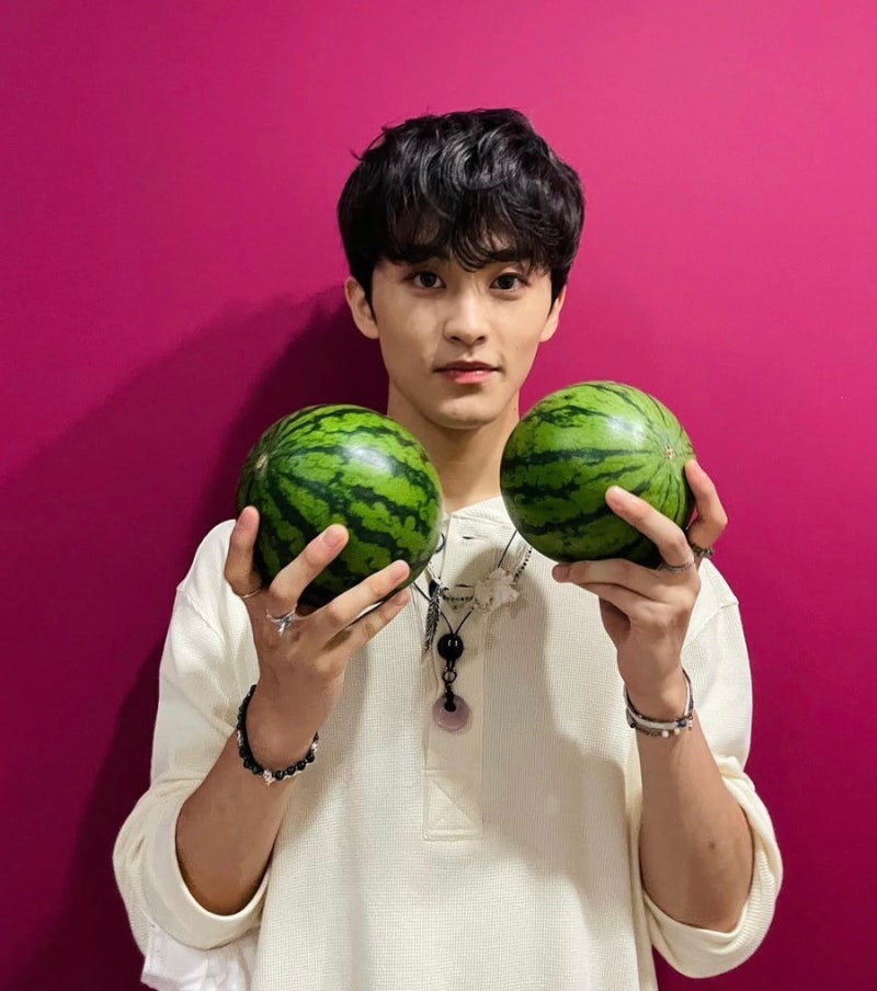 마크 프로필, NCT 올라운더에서 솔로 아티스트로 성장한 한국계 캐나다인 가수