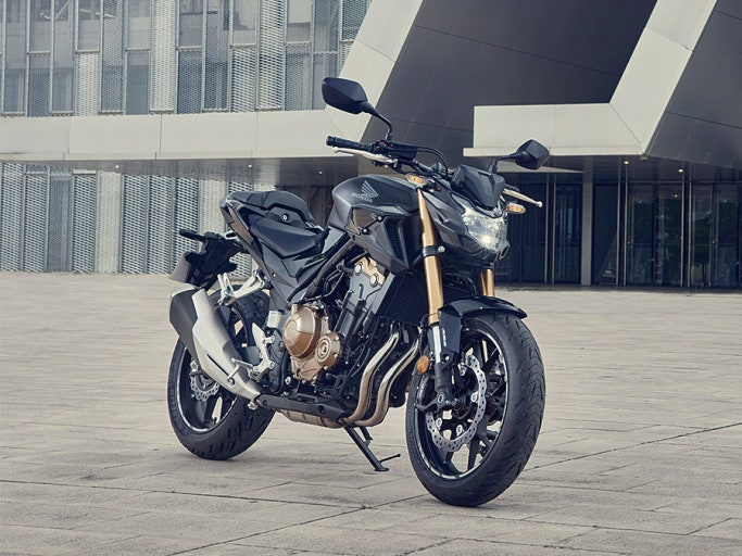 혼다 CB500F, 입문부터 투어까지 가능한 만능 네이키드?