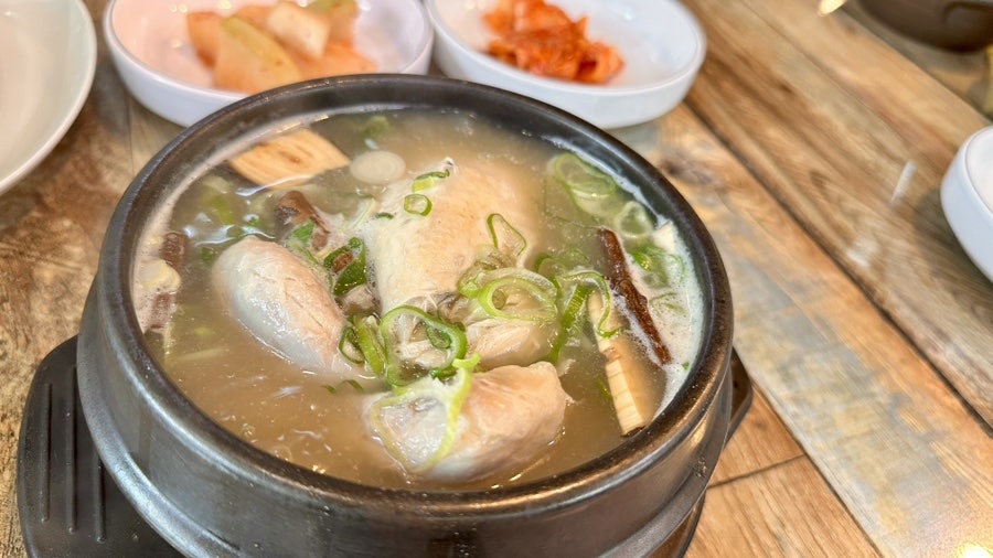 Jungdongbongasamgyetang photo 1