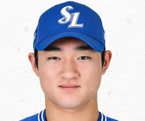 "안타 10개 중 3개가 홈런"…삼성이 10라운드에서 건진 '숨은 거포 유망주 강민성의 근황'
