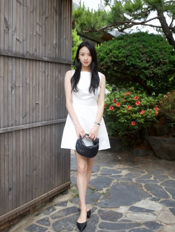 손연재 생일 레스토랑룩 착장 정보｜원피스 가방 시계 가격 총정리