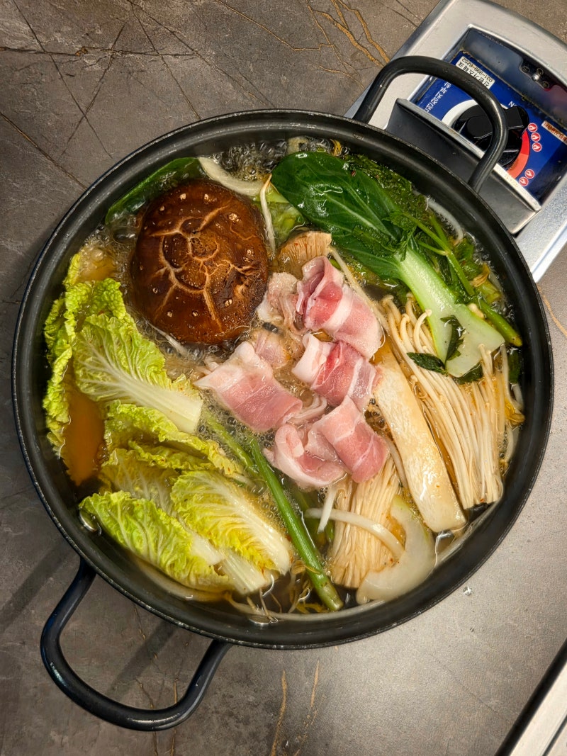 군산 내흥동 맛집 술집 놀이방 완비 대패삼겹살에 샤브샤브까지 맛있는 대패명가