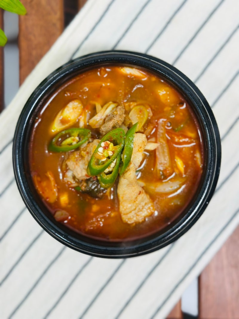 김치찌개 레시피 삼겹살 돼지고기 김치찌개 끓이는 법