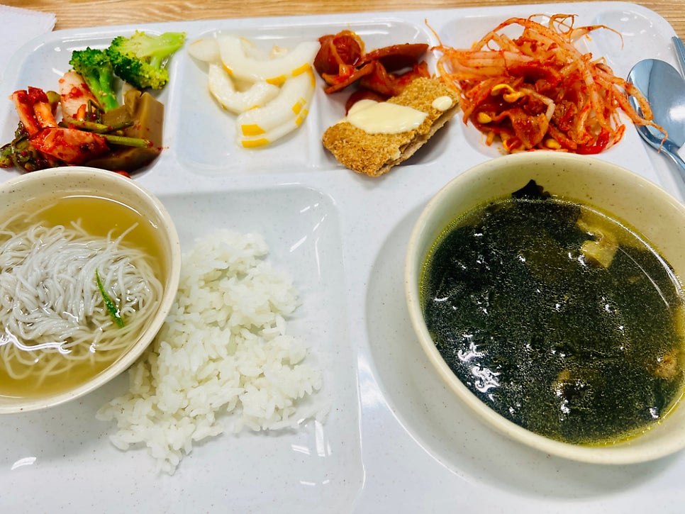 밥심한식뷔페 사진 3