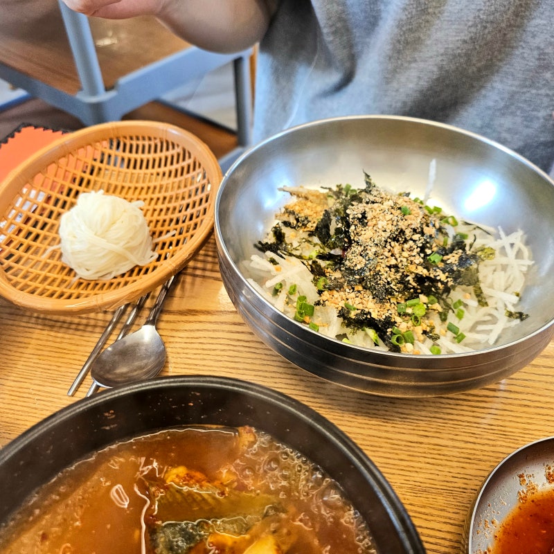 포항 영일대 1박2일, 생생정보통 등 방송 출연한 물회, 전복죽 맛집인 환여횟집 주말 웨이팅....