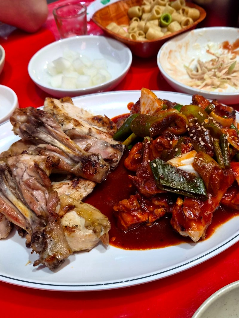 숯불에 구워 맛있는 치킨맛집 신중동 원조숯불통닭