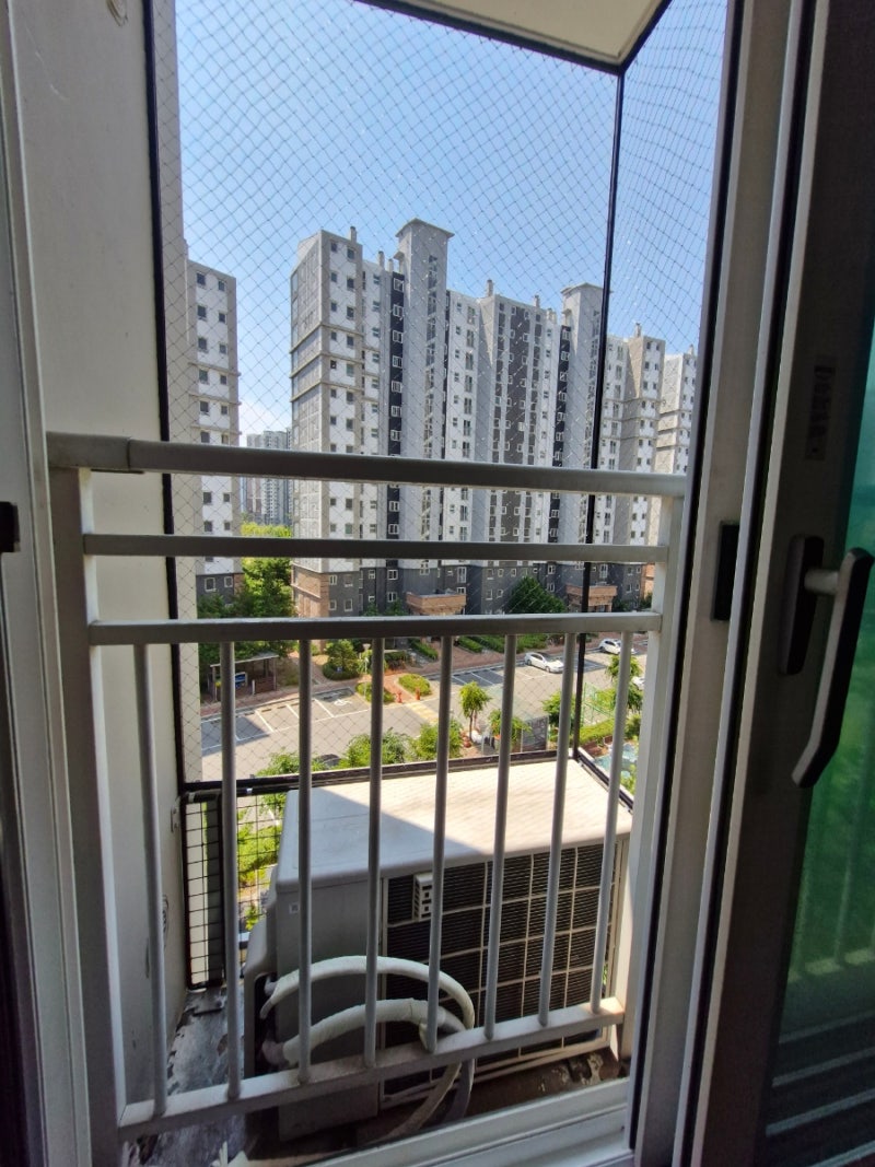 아산 베란다비둘기퇴치망업체 연화마을8단지아파트 비둘기똥청소비용 퇴치약/초록색화물망....