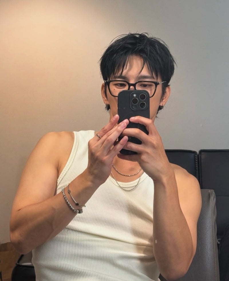 내일도출근 서인국 군대, 정은지, 슈스케 프로필 총정리!