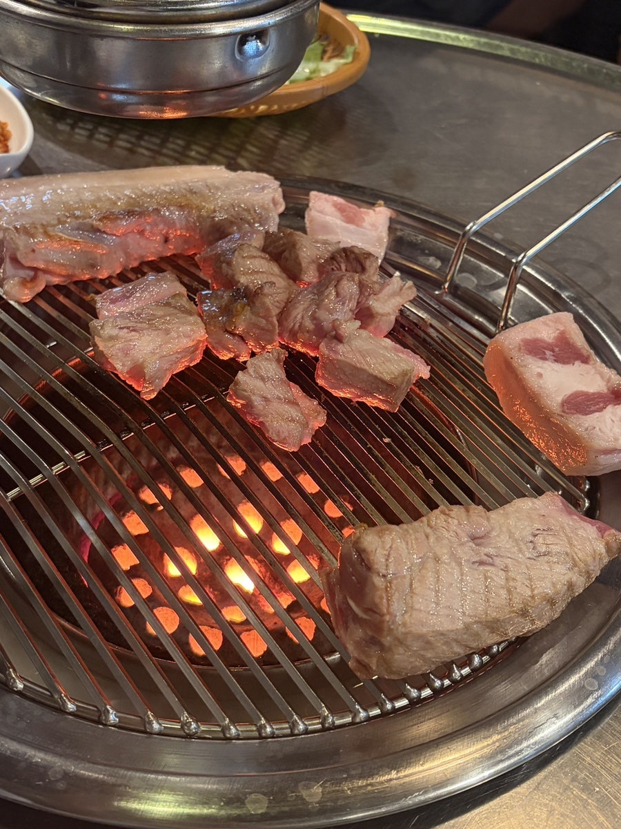 채돈이 영통점 사진 1